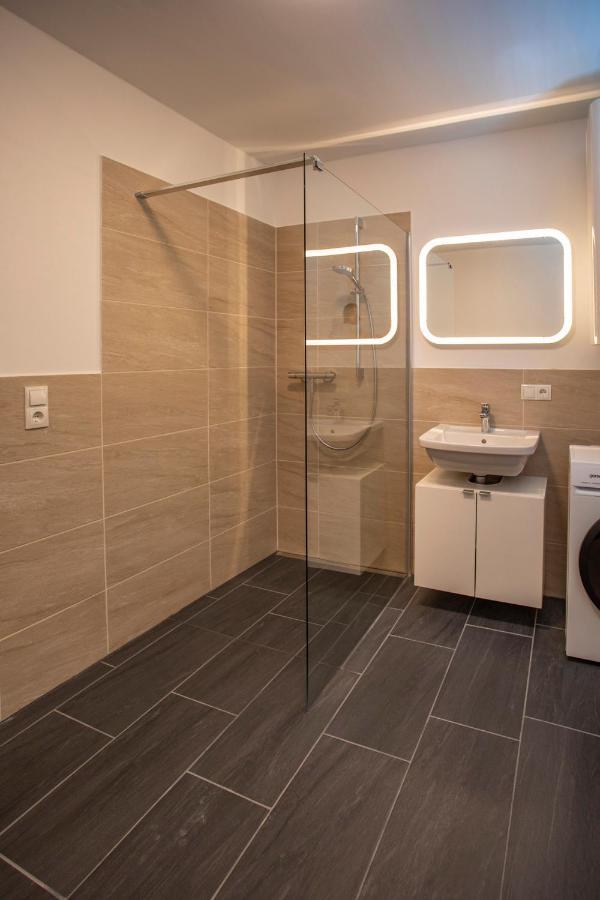 Innsbruck East Side Apartment I Free Street Parking ภายนอก รูปภาพ